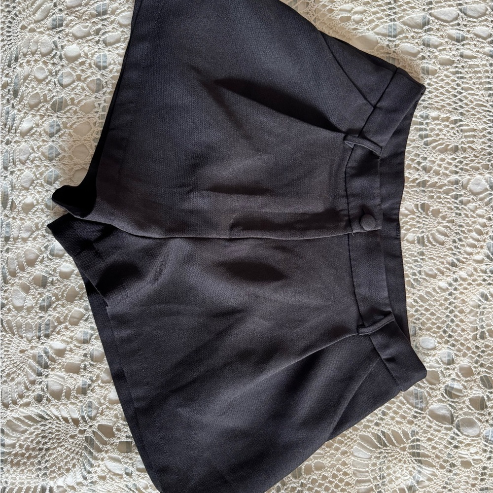 SHEIN Elegant Black High Waist Shorts